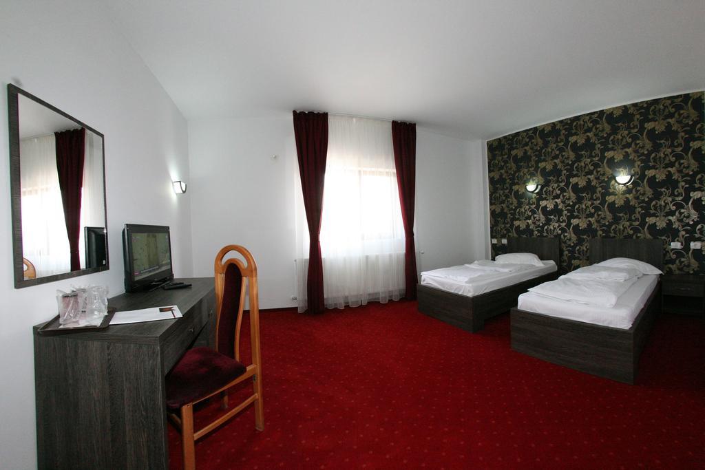 Hotel Rebis Brăila Zimmer foto